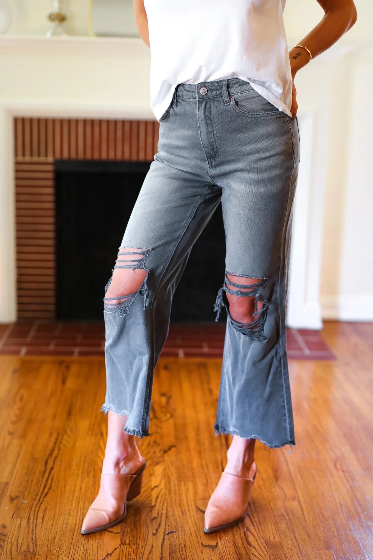 CUT LOOSE ASH BLACK HIGH RISE WASHED DISTRESSED CROPPED PANTS
