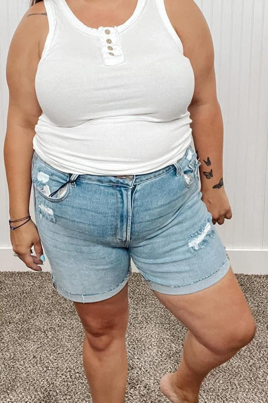 Zenana Plus size light wash shorts